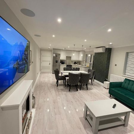 Luxury House Apartment Greenford  Exterior foto