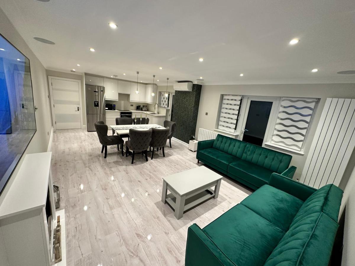 Luxury House Apartment Greenford  Exterior foto