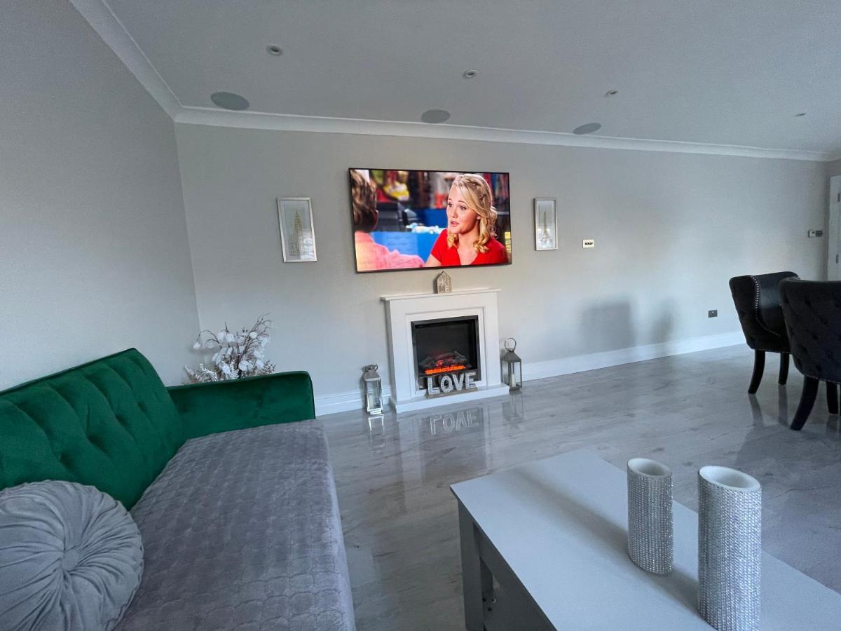 Luxury House Apartment Greenford  Exterior foto