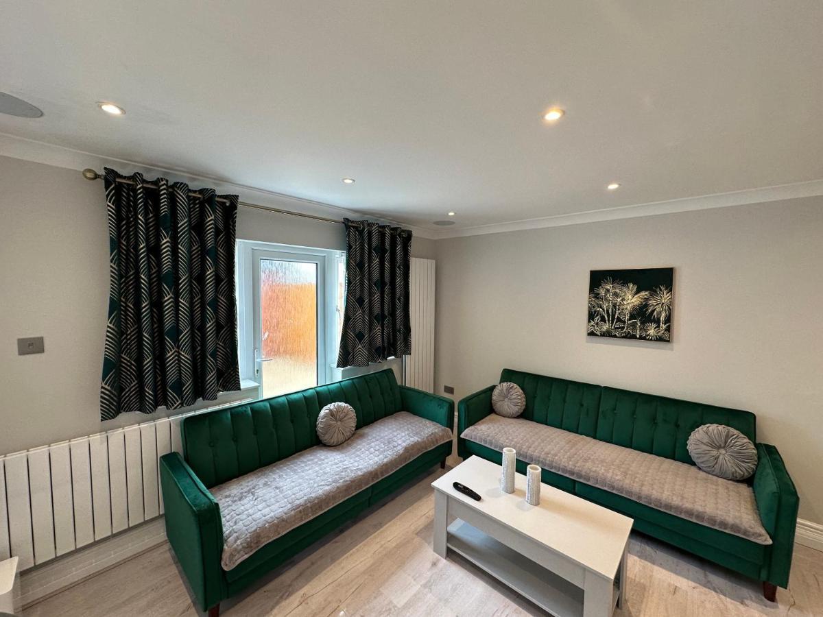 Luxury House Apartment Greenford  Exterior foto