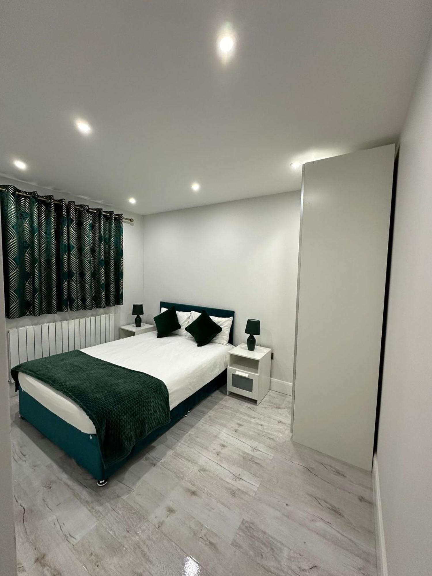 Luxury House Apartment Greenford  Exterior foto