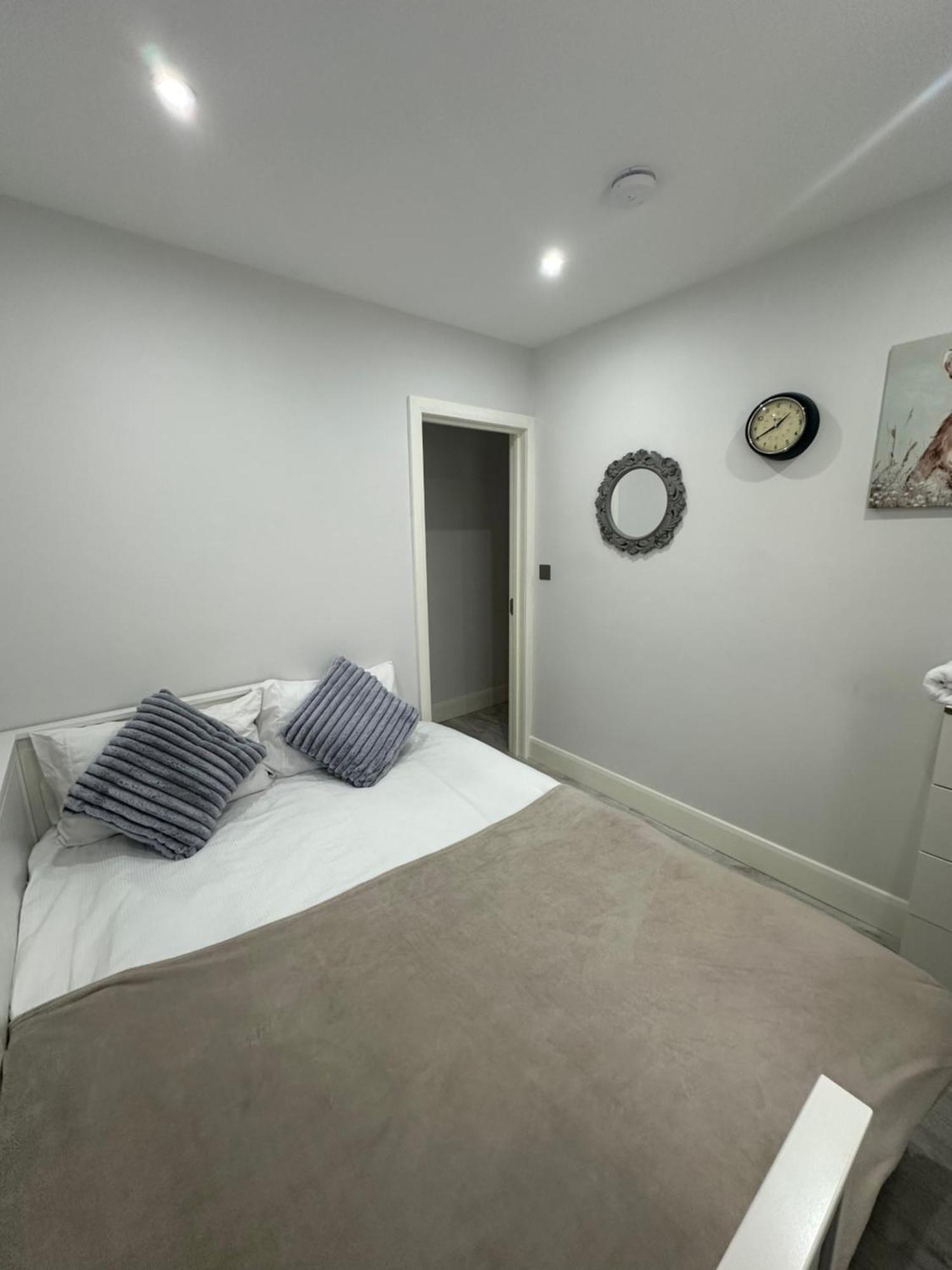 Luxury House Apartment Greenford  Exterior foto